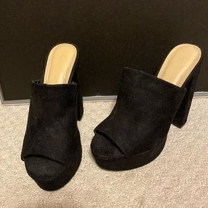 Black Platforms